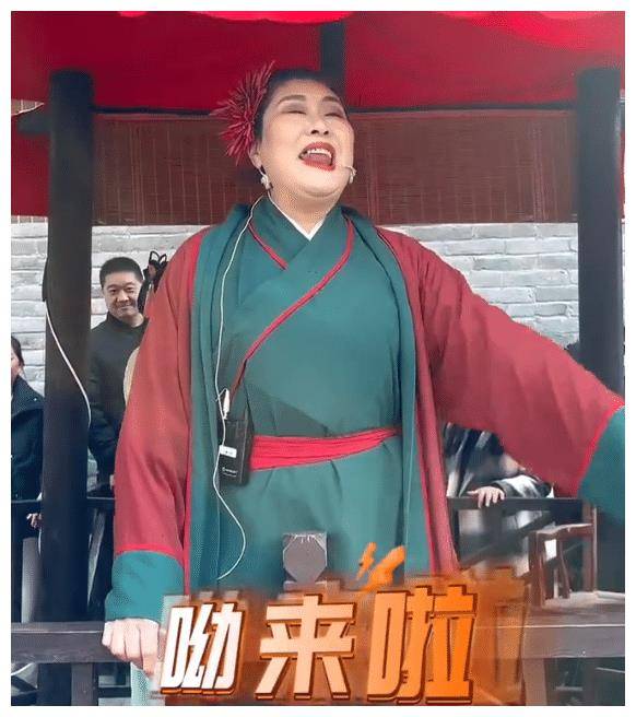 开封王婆爆红全国大s汪小菲传递的爱情负能量被她融化了