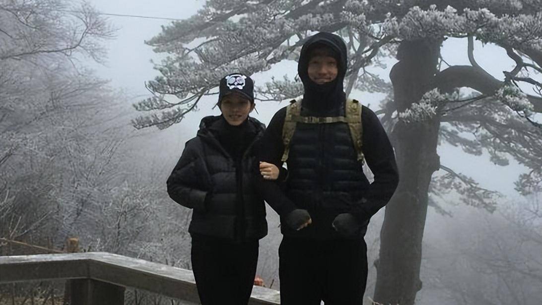 刘翔和吴莎婚前也有过一段婚姻,他的前妻是女演员葛天,葛天和刘翔在