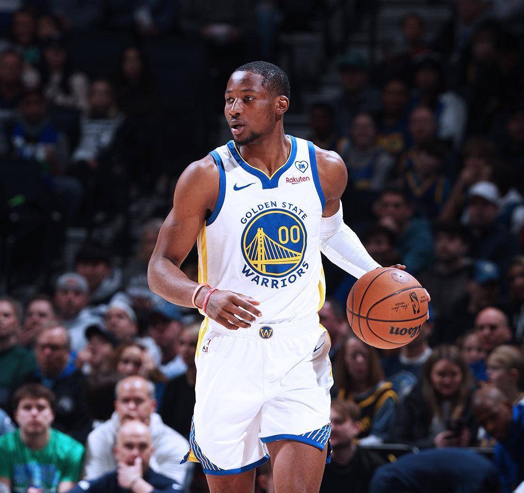 勇士不敌森林狼科尔伤板轮换害伤勇士库里铁血两分是对是错