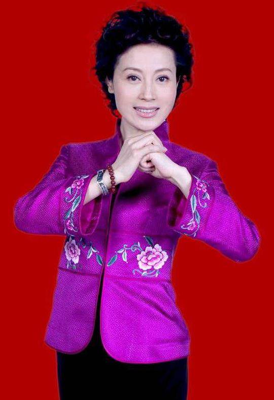 她挤走原配嫁导演,结婚19年不生娃被分手,今68岁孤单一人_邬倩倩