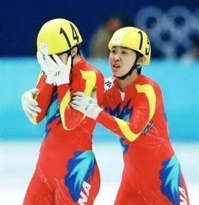 原创原创16岁夺冠27岁摘得首枚冬奥金牌已经退役16年的杨扬现状如何