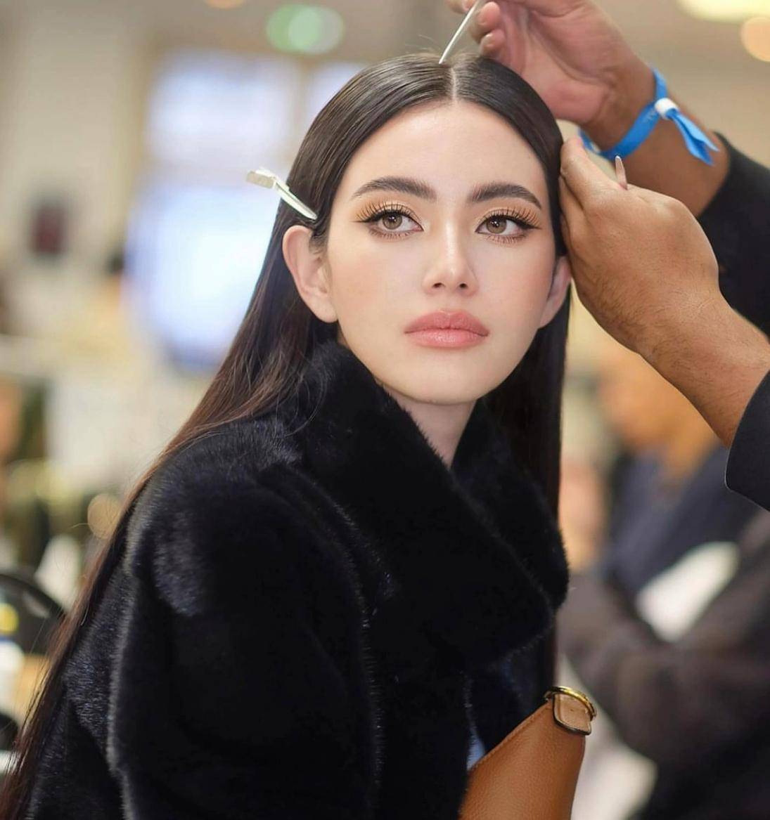 外国姐姐搞事,2人退赛,泰国神颜敷衍,芒果长点心吧_mari_sasha_节目