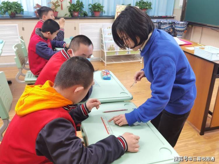 匠心谱芳华——杏花岭区特殊教育中心学校开展轮教课教研活动_数学