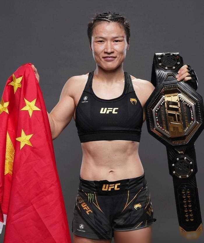 商业赛事探讨!关于闫晓楠能否挑战张伟丽的争议,一些_