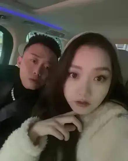 疑似gai与女粉丝私信曝光对话露骨不敢相信网友没有惊讶