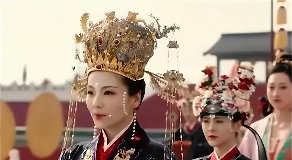 这下,朝廷可就炸锅了,刘娥想要去见自己的祖先这本是无可厚非的,不过