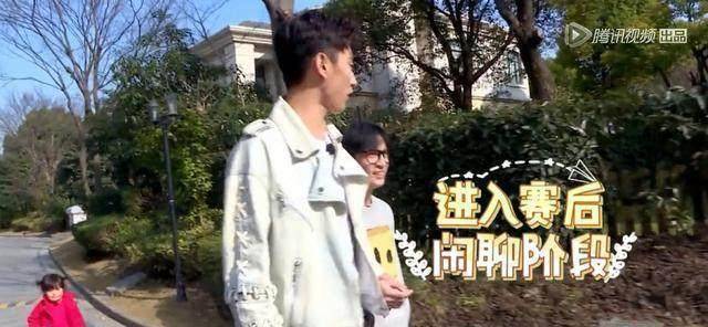 原创13岁演戏获李少红,陈凯歌赏识,如今身高190的他却接不到戏_于小彤