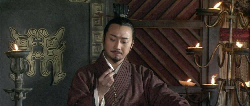 信陵君沉迷酒色而死,48年后刘邦祭奠,人生最后时刻理解信陵君