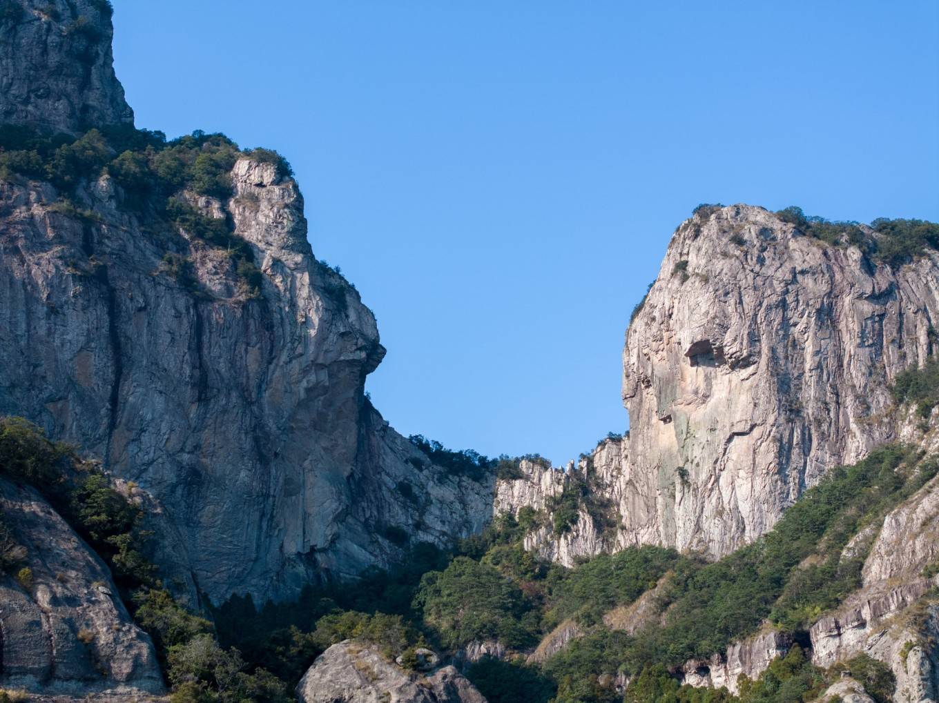 阳春三月来雁荡山上春山