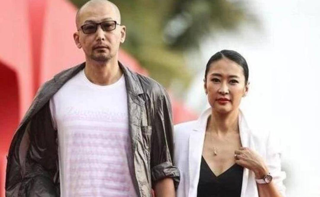 曾与马伊琍恋爱四年,分手后转身和其闺蜜结婚,今夫妻恩爱依旧_管虎