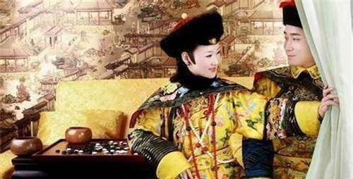 原创多尔衮死后被鞭抽棍打难道是因为他与皇太后的暧昧关系