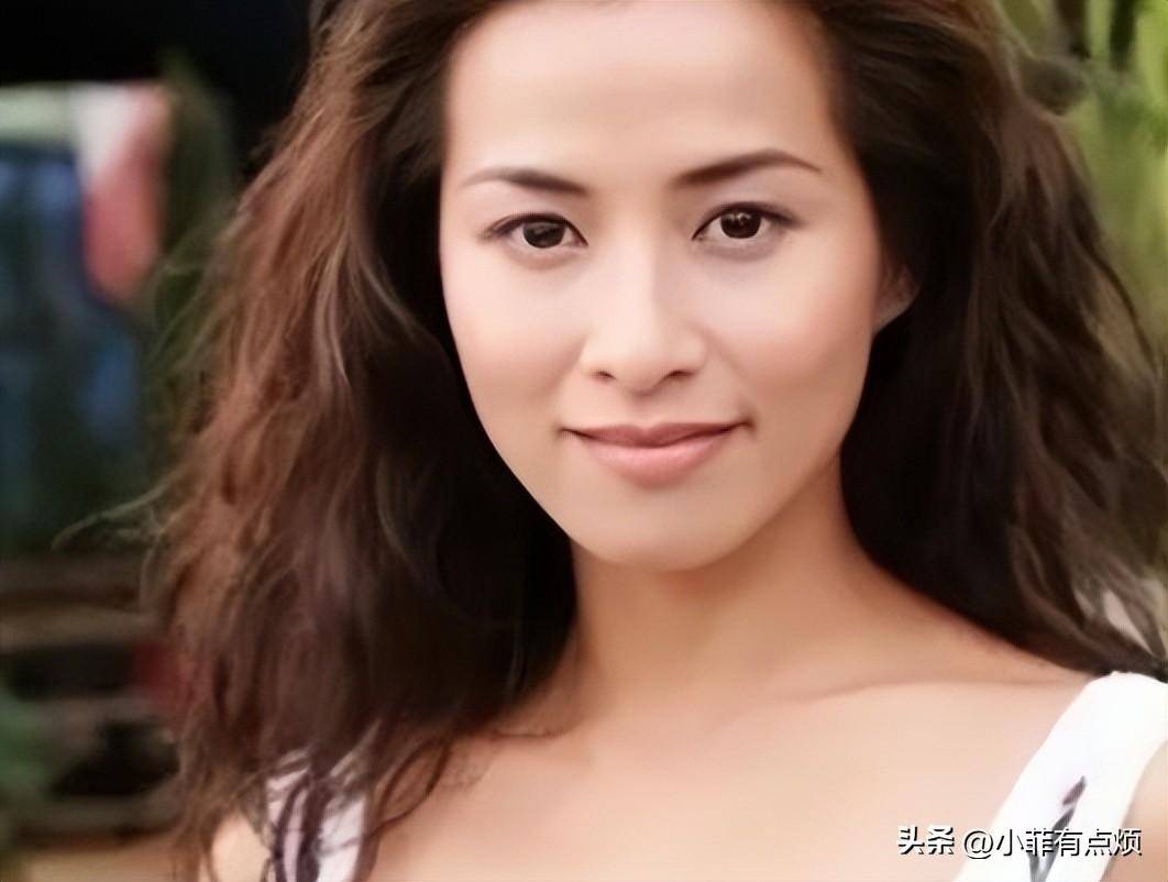 原创曾拍成人三级片香港女星麦家琪复出拍戏状态冻龄像少女一样