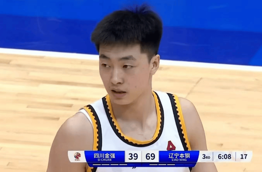 原创辽宁男篮19分大胜张峻豪97李虎翼106挑大梁付豪1711