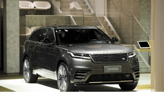 开启春日之旅,全新揽胜星脉的高颜值正是理想之选!_搜狐汽车_搜狐网