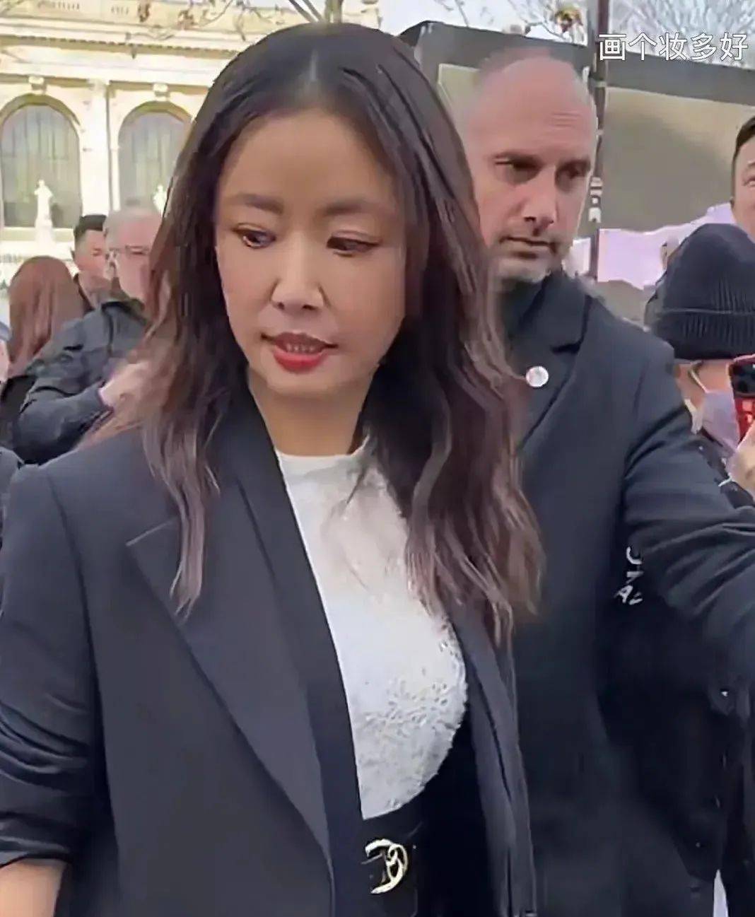 48岁林心如和50岁王艳的生图,治好了我的容貌焦虑_年龄_感觉_状态