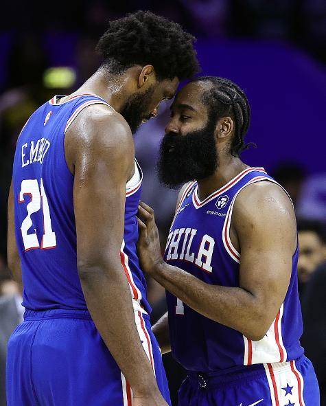 哈登不讳言冲突球迷洞悉恩比德难解心事