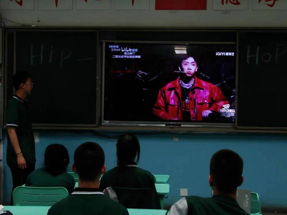 心之所向 健康阳光· 兵团第二师华山中学高中部社团风采(图)