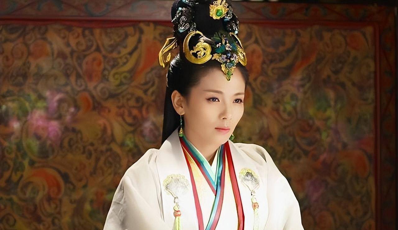 重温《芈月传》,为何芈姝会轻易相信了秦王嬴驷爱她的谎言_楚威王_母