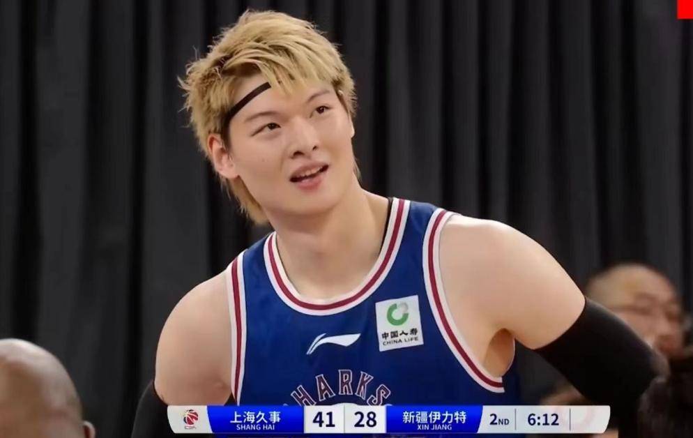 上海男篮击败了新疆队王哲林拿下156李洪圈拿下12分
