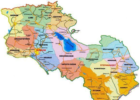 98万平方千米,人口306万.在高加索三国中人口和面积都是最小的.