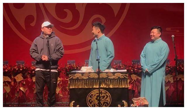 德云社北展专场结束张鹤伦上台前紧张郎鹤炎直呼像考试