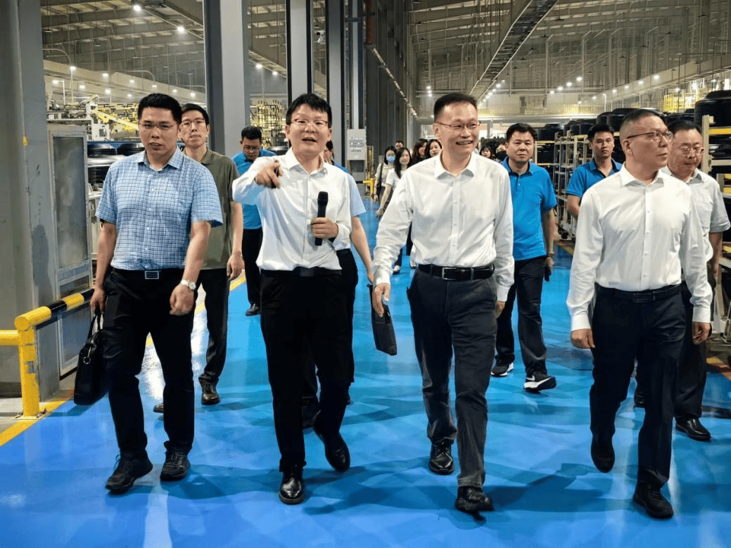 高度评价!政府领导参观通用柬埔寨工厂