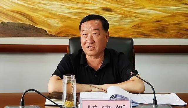 原创美国最忌惮的中国企业家资产百亿任建新却把公司上交给了国家