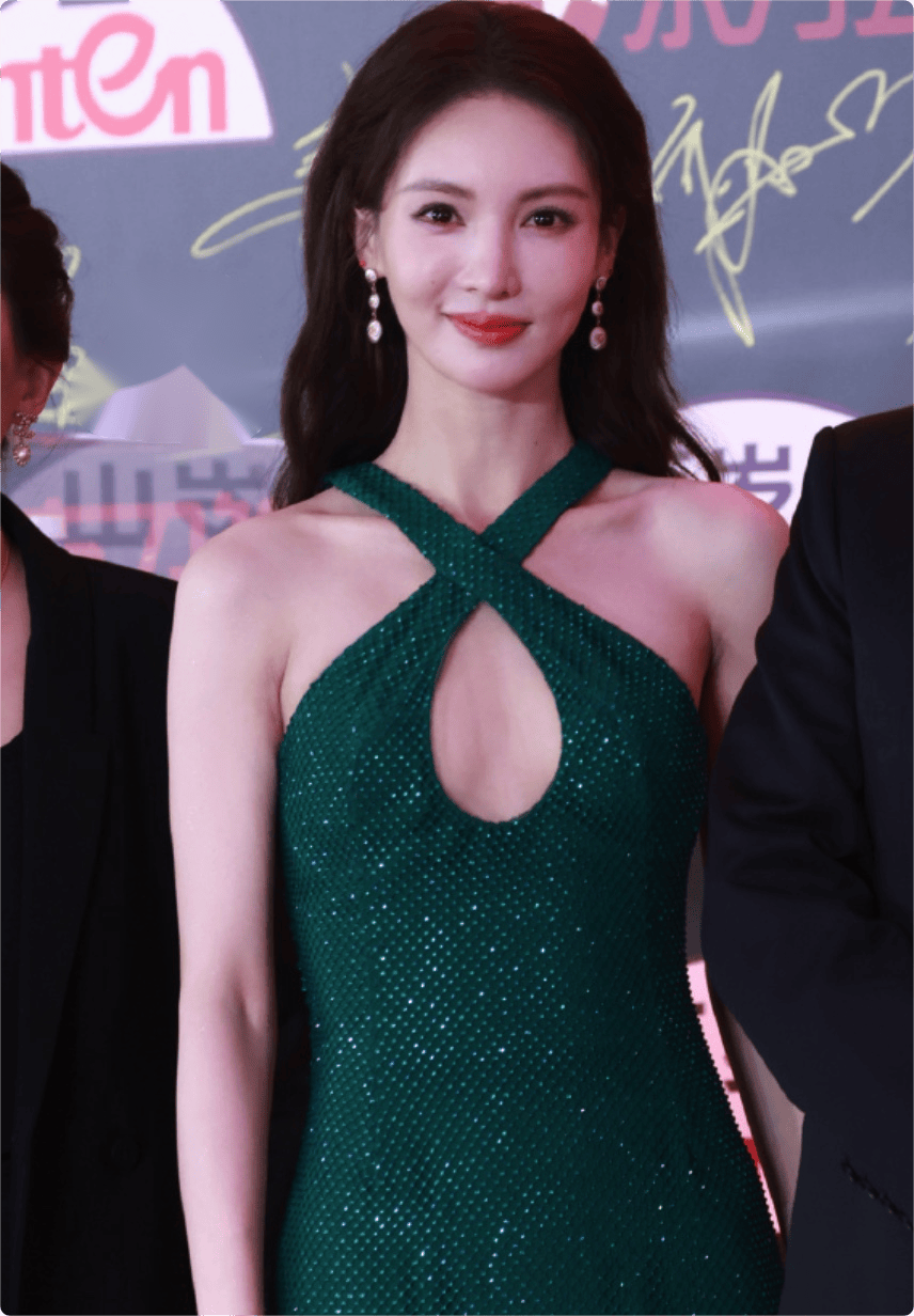 原创2024电视剧品质盛典张雨绮肉感十足唐嫣白到发光关晓彤好壮