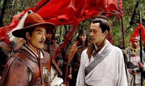 随即,在多尔衮的铁骑下,整个的大圣王朝也面临着崩塌的结果,但是