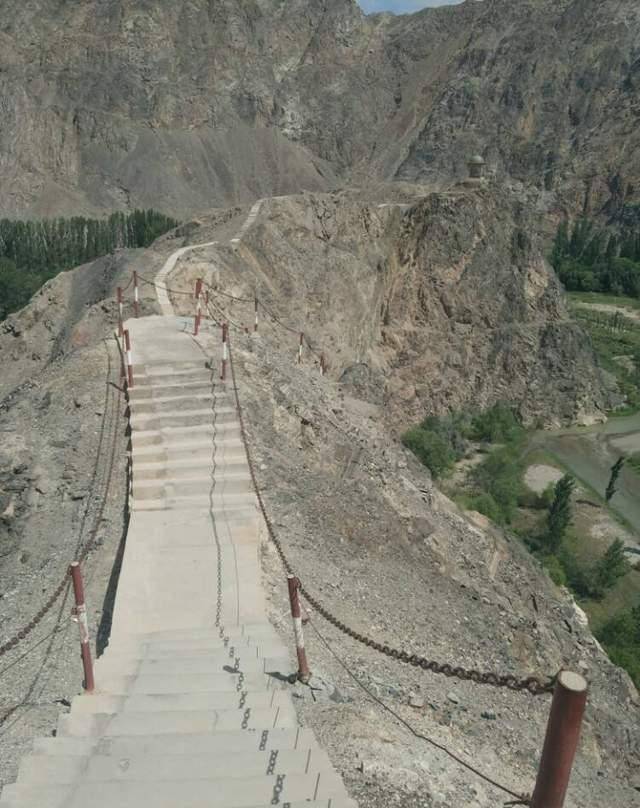 原创新疆至少有3个梁山伯与祝英台都是维吾尔青年男女的爱情