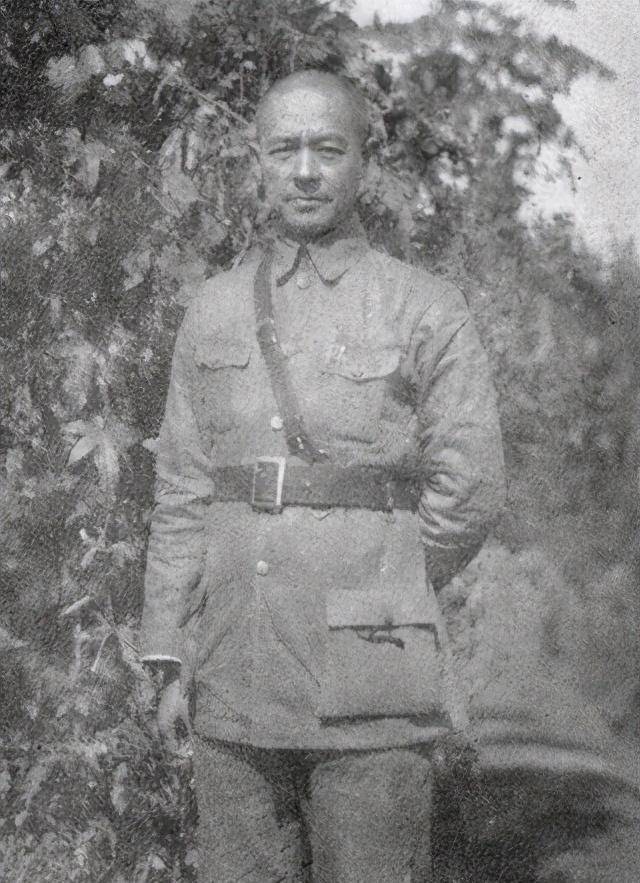 原创张自忠将军曾被污蔑为卖国贼在他殉国后妻子绝食七天而死