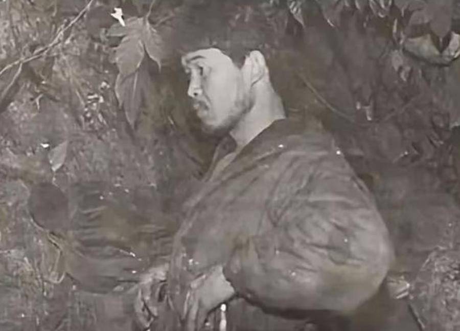 原创用7发子弹同敌军周旋6天傅平山遇害后妻不改嫁每天带丈夫照片