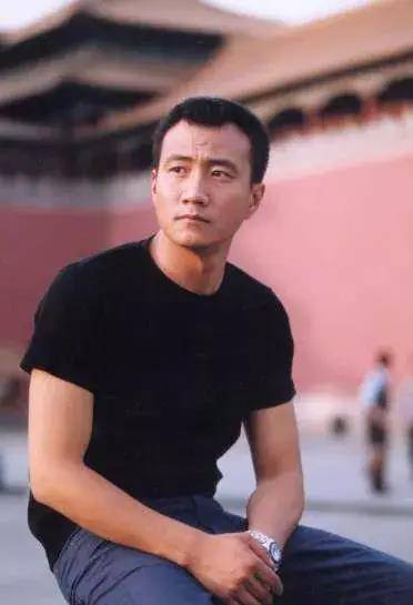 和刘烨拍床戏,迷倒吴京张涵予,这个男星凭什么能"男女通吃"?