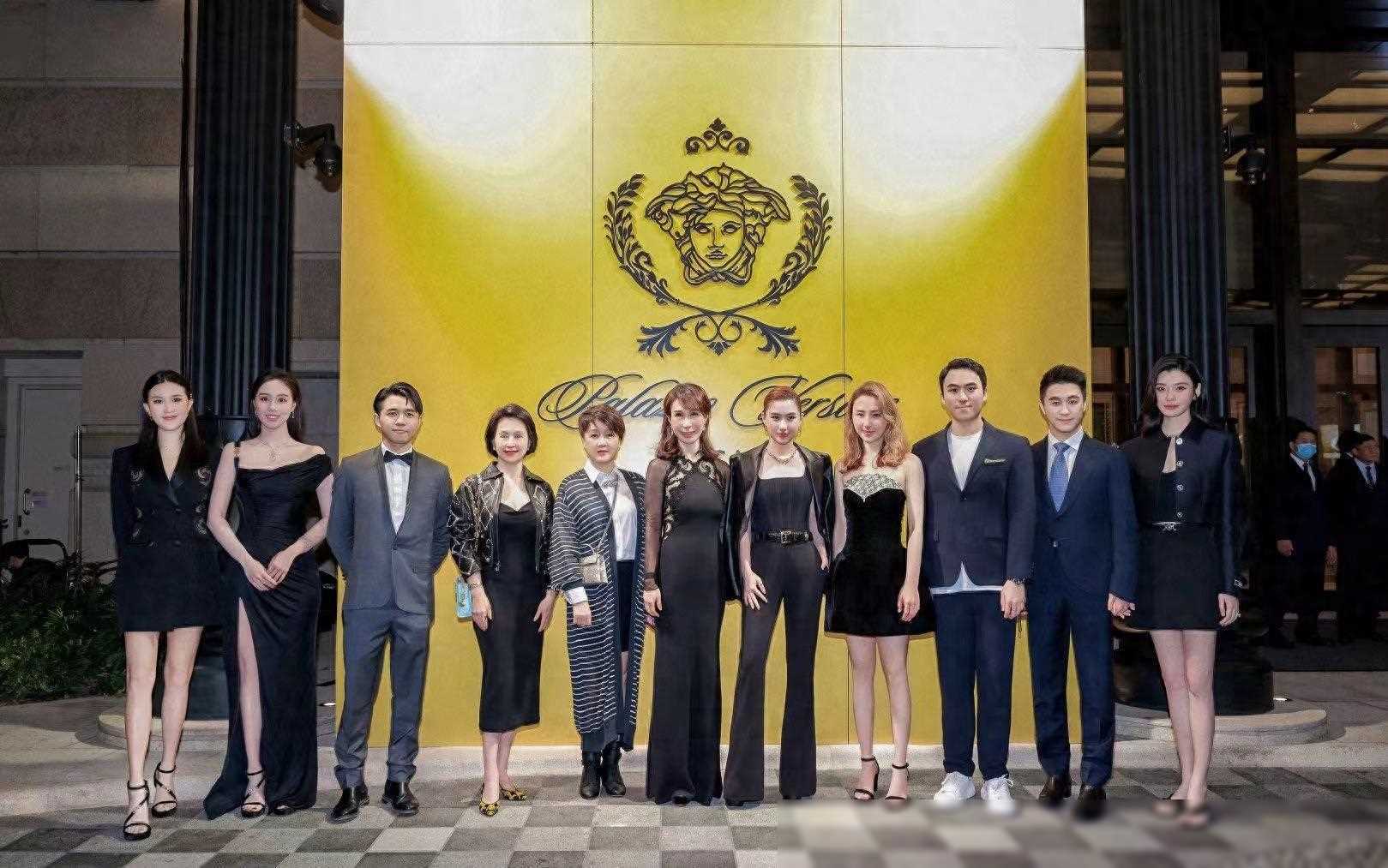 梁安琪生日,何超琼何超凤到场庆祝,展现亲密友情_家族_发展_何家