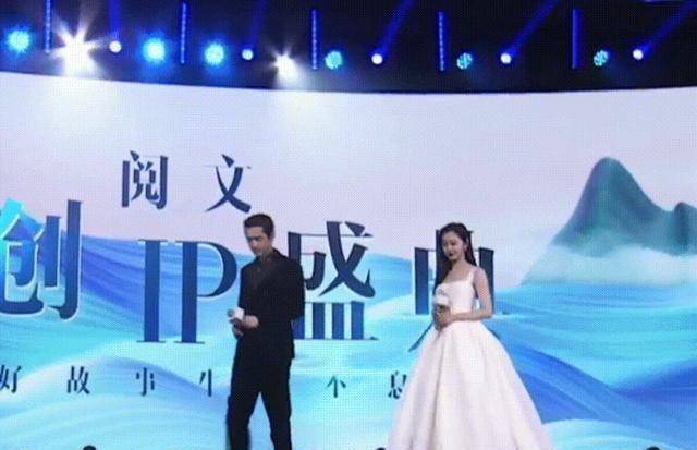 胡歌,宋轶近身耳语,梦回拍婚纱照时刻_曼丽_合作_一身