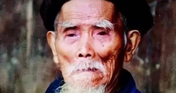 原创中国长寿之王龚来发终身未娶活到133岁生前一爱好不健康