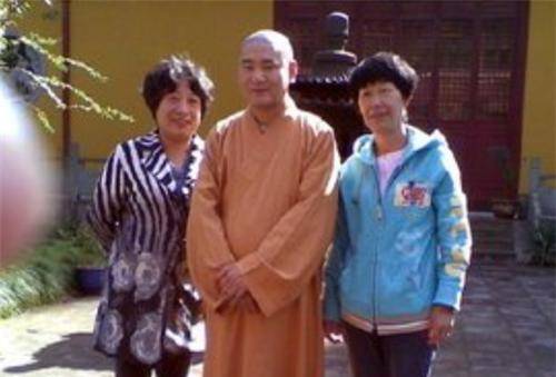 他放弃亿万家产出家,已归隐28年,如今母亲仍在等他_释海涛_妻子_文化