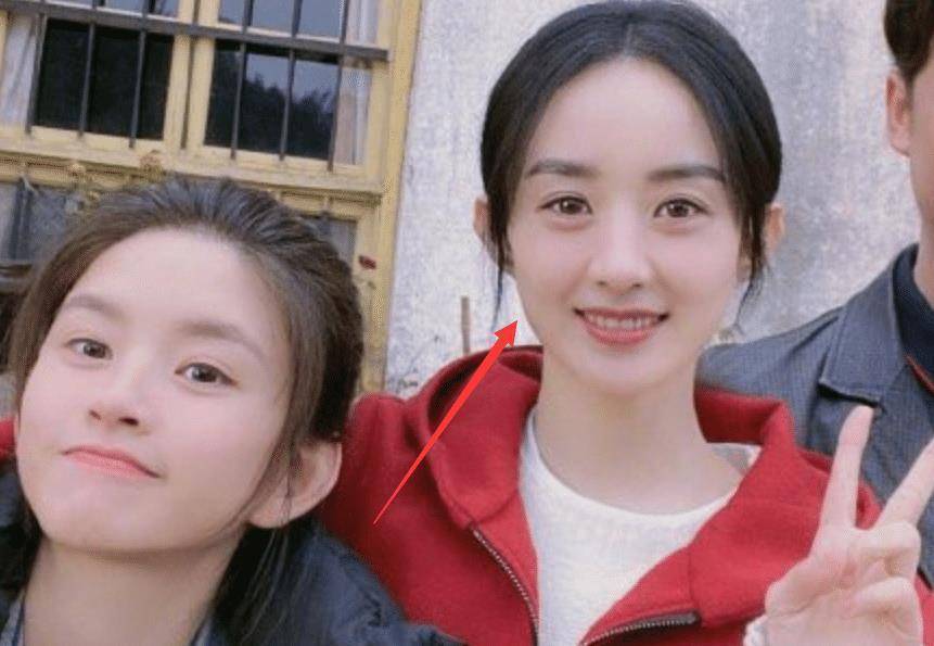 赵丽颖杀青,素颜照尽显真实状态,哪像当妈的样子_造型_孩子_照片