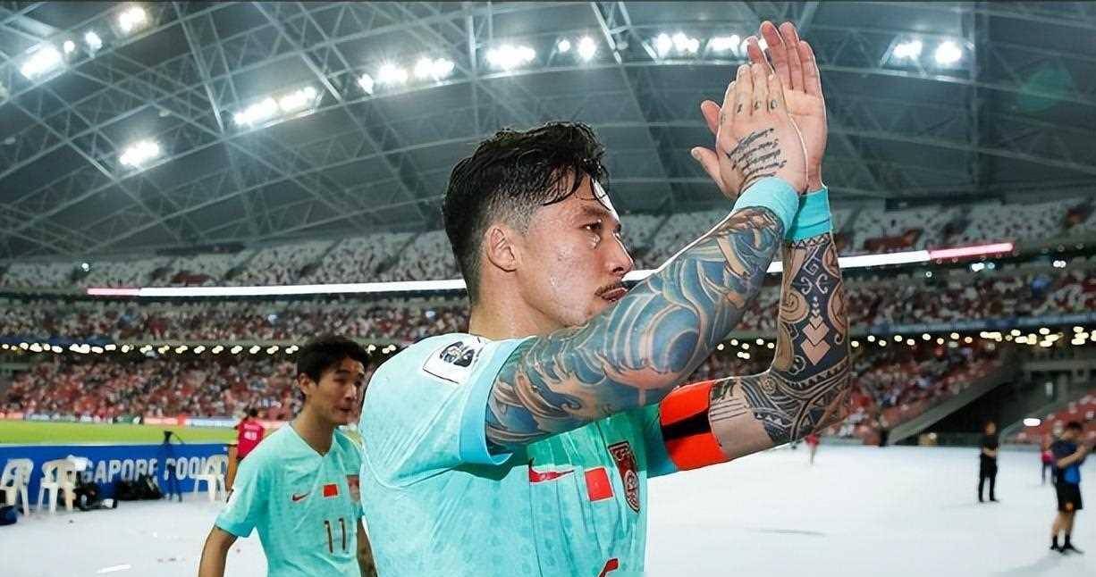 而在我们地方队的历史长河中,张琳芃的名字注定要被铭记.