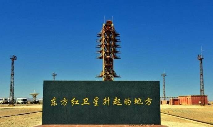 东方红一号发射成功49年至今还在天上专家一时半会儿下不来