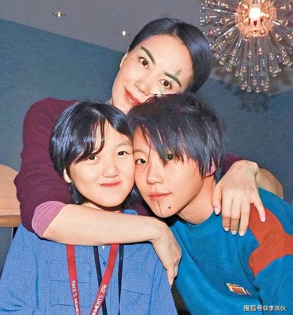原创窦靖童回应结婚传言看似桀骜不驯的她实则并没有那么不靠谱