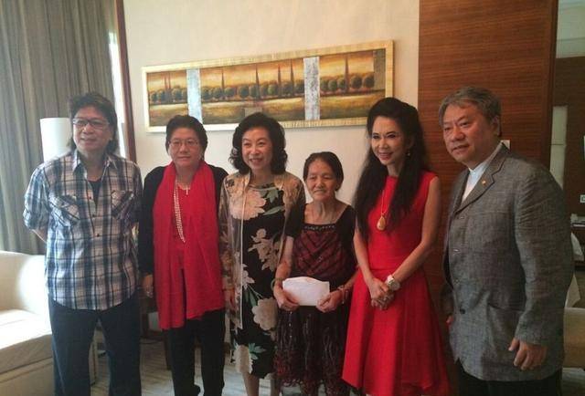 40年哺育28名弃婴,靠拾荒为生,如今"儿女"一无所踪_生活_张菲_孩子