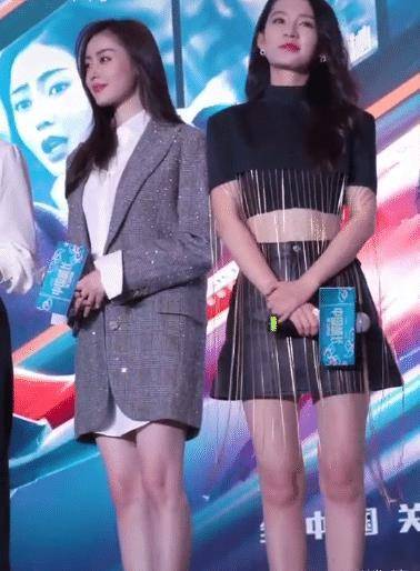 原创张天爱和李沁姐妹俩同框腿精遇上腰精现场的男生有眼福了