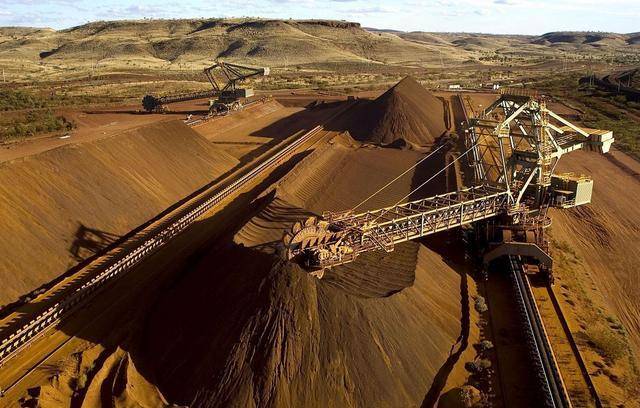 非洲抱着金碗要饭的国家资源一个比一个丰富人均gdp都非常低