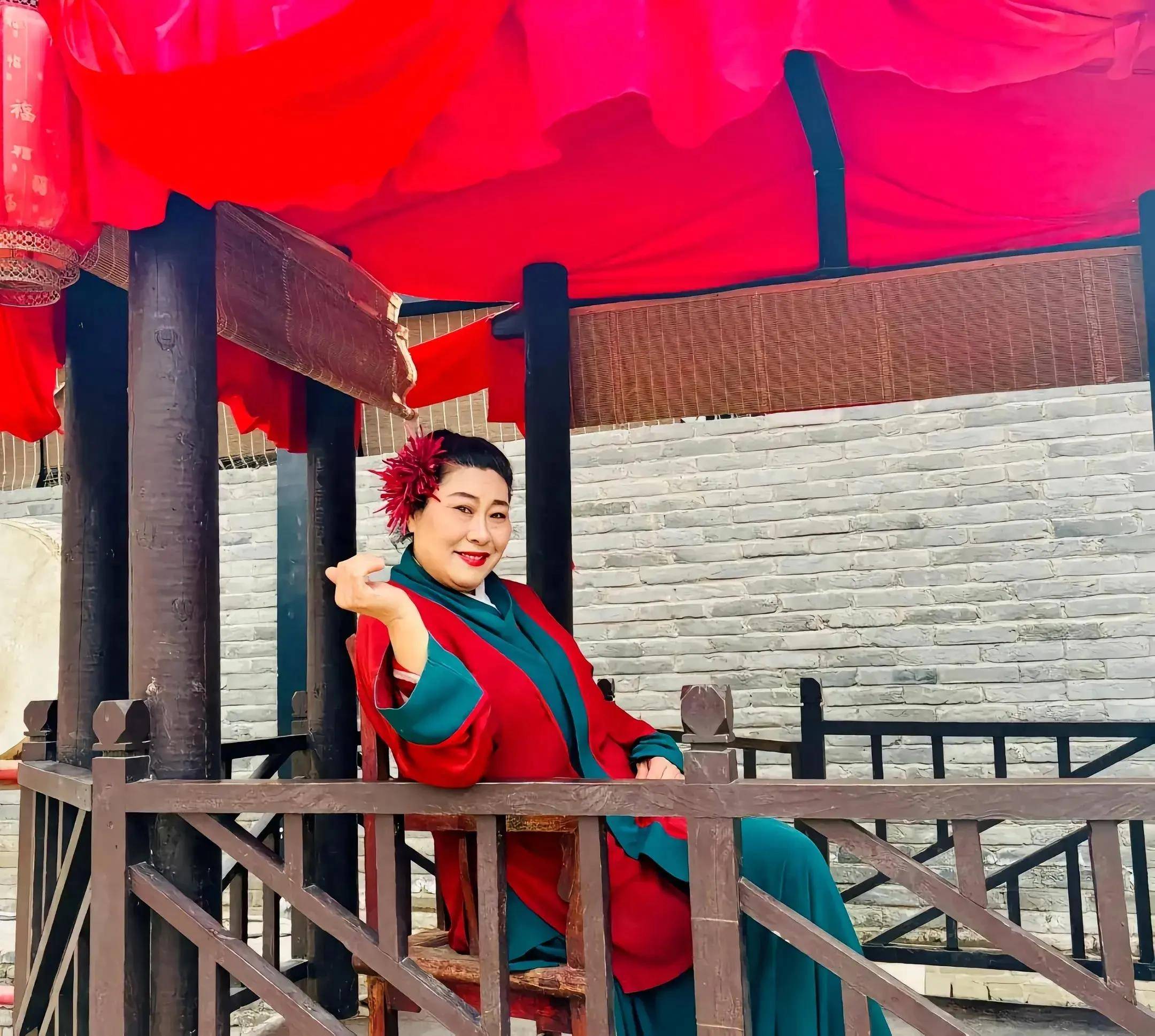 原创开封王婆爆火洛阳王媒婆模仿能否超越