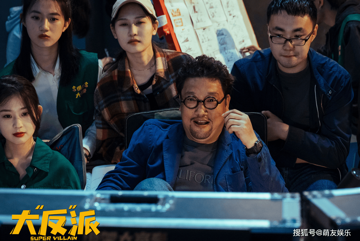 原创包贝尔大反派颠覆自我新喜剧电影能否再创票房神话