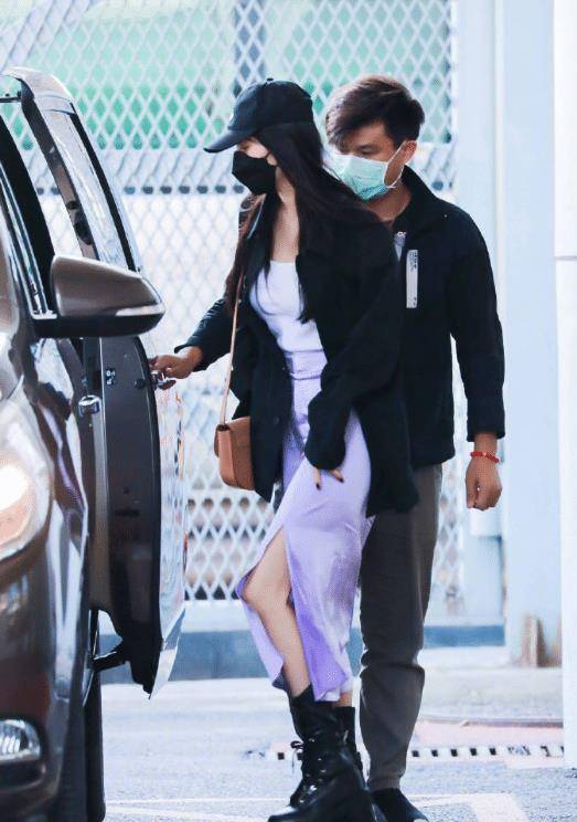 杨幂路透照流出看完这组旗袍造型刘恺威确定不会后悔吗