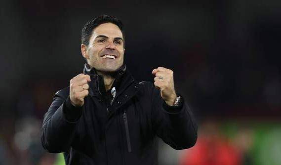 阿森纳赢得曼城比赛的背后教练策略和关键因素