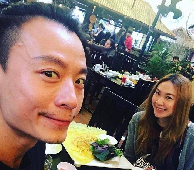 戏内外都是"情圣",对老婆宠爱有加_陈志健_访问_工作