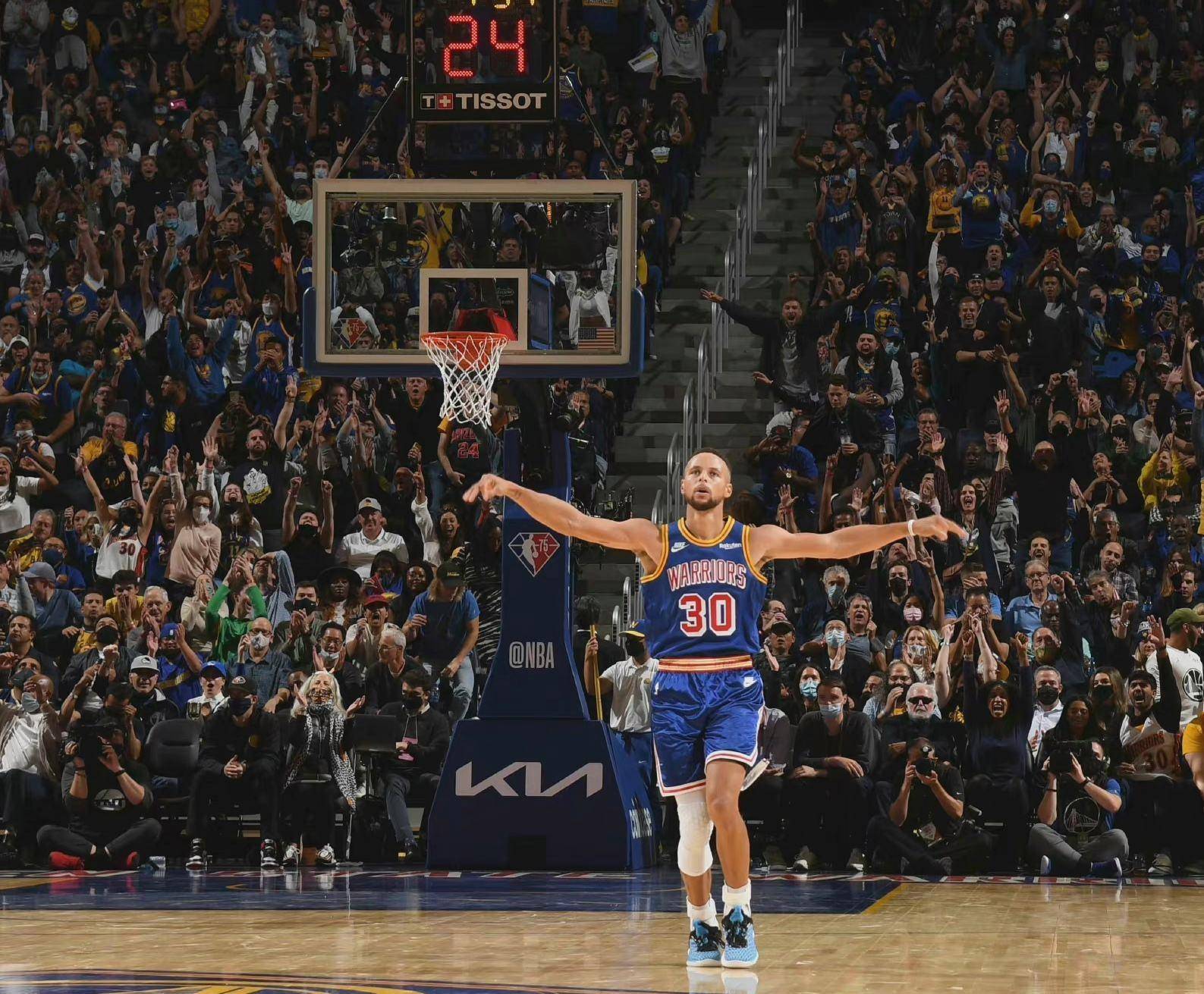 勇士轰客场3连胜,库里23分保罗里程碑,榜眼伤退揪心_比赛_进攻_nba